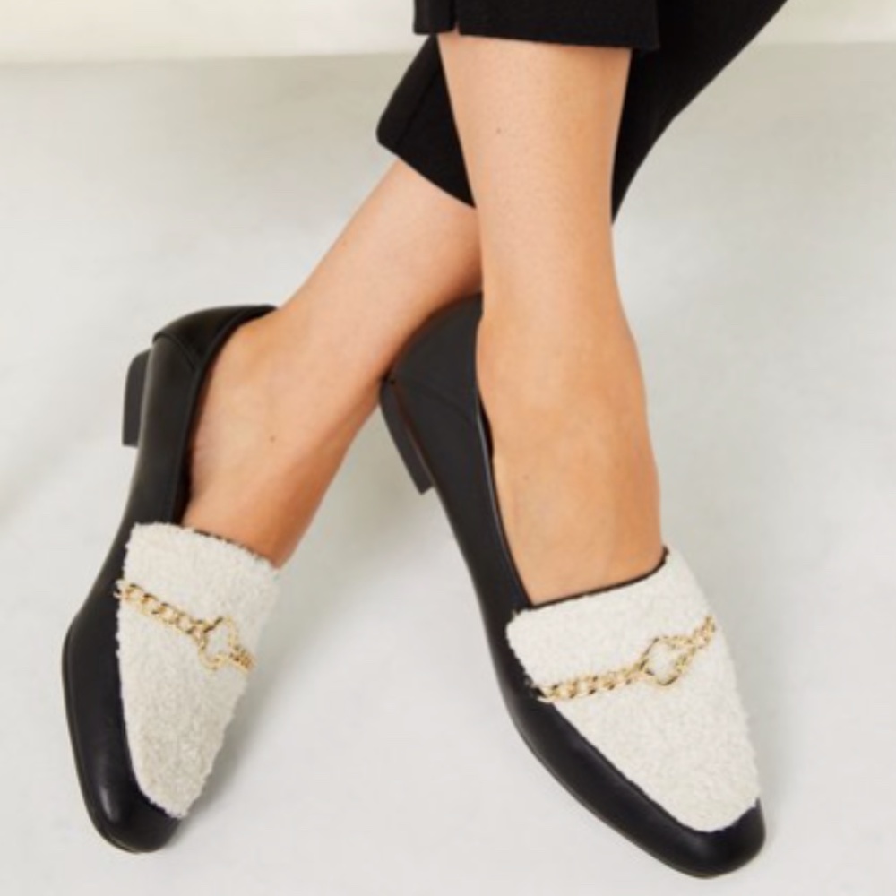 C. Wonder Women's Amora Faux Sherpa Top Loafers Sz 8